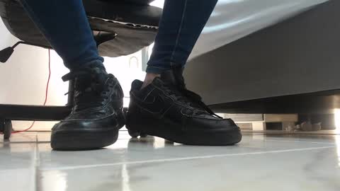 Snapshot of alma_fenix chatting on 02.13.25 ALMA FENIX online show from 02.13.25