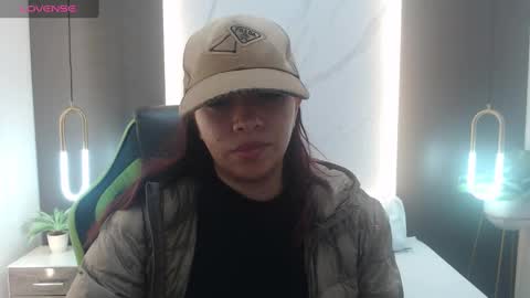 Snapshot of alma_fenix chatting on 02.14.25 ALMA FENIX online show from 02.14.25