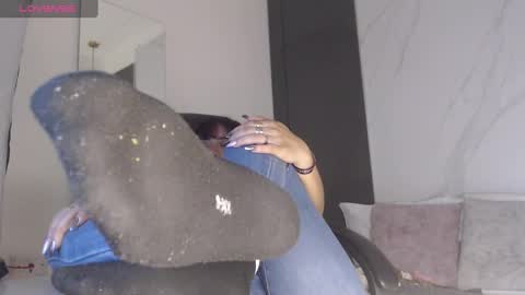 Snapshot of alma_fenix chatting on 03.01.25 ALMA FENIX online show from 03.01.25