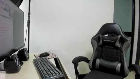 ALMA FENIX  online show from 02.18.26