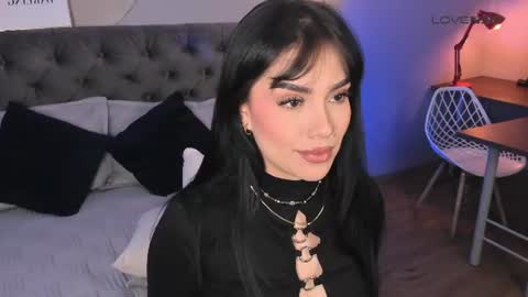 Mia online show from 07.24.26