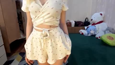 Snapshot of almetazorc chatting on 11.16.25 Arina online show from 11.16.25