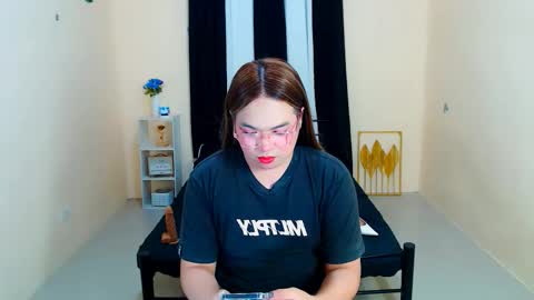 Almira online show from 09.29.25