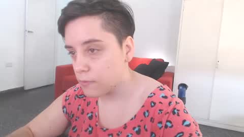 Almond online show from 12.10.24