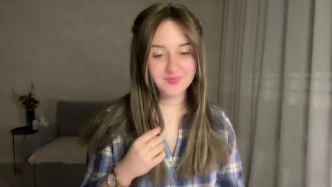 Anna online show from 04.17.26