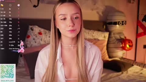 Lia online show from 11.08.25