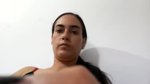 Snapshot of alondracc chatting on 10.17.25 Contreras online show from 10.17.25