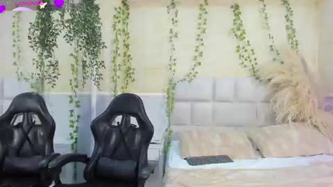 Snapshot of alondrasoomer chatting on 06.11.26 ALONDRA CUTE online show from 06.11.26