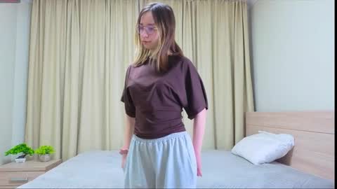 Alorenna online show from 03.19.26