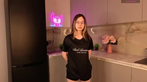 Alorenna online show from 05.18.26