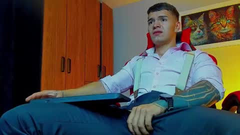 Snapshot of alpha_dominus_ chatting on 09.20.25 alpha_dominus_ online show from 09.20.25