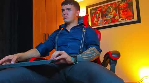 Snapshot of alpha_dominus_ chatting on 11.16.25 alpha_dominus_ online show from 11.16.25