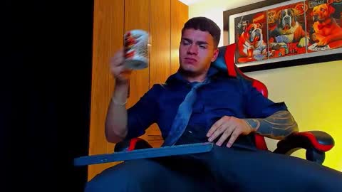 Snapshot of alpha_dominus_ chatting on 11.19.25 alpha_dominus_ online show from 11.19.25