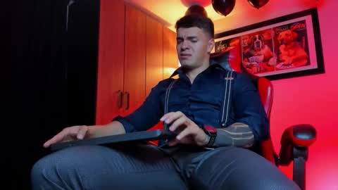 Snapshot of alpha_dominus_ chatting on 11.27.25 alpha_dominus_ online show from 11.27.25