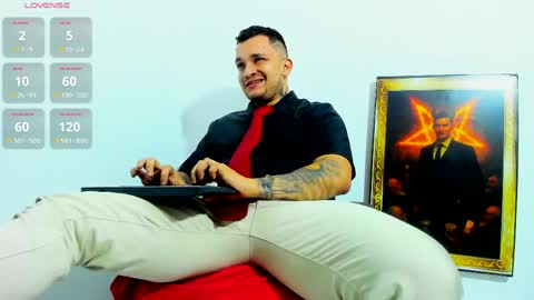 Snapshot of alpha_paganni chatting on 04.28.26 alpha paganni online show from 04.28.26