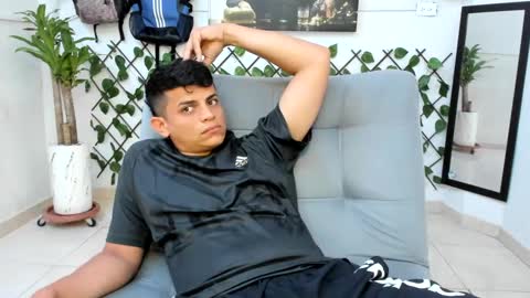 Snapshot of alpha_pprs chatting on 12.04.24 Alpha pprs online show from 12.04.24