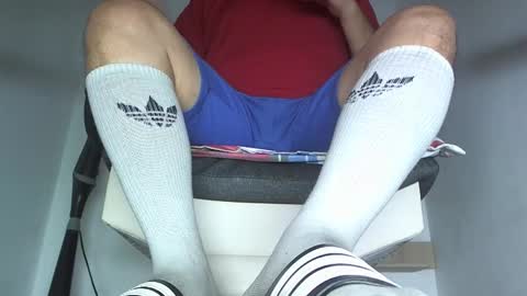 Snapshot of alphacashmaster777 chatting on 09.21.25 cashmaster findom online show from 09.21.25