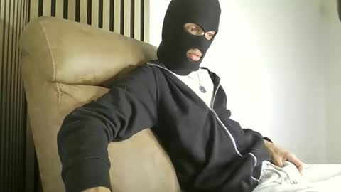 Snapshot of alphafindomhot chatting on 11.23.25 alphafindomhot online show from 11.23.25