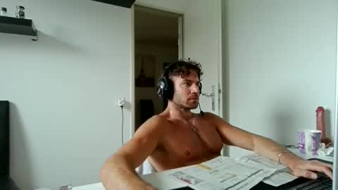 Snapshot of alphah_hunk chatting on 05.05.26 alphah_hunk online show from 05.05.26