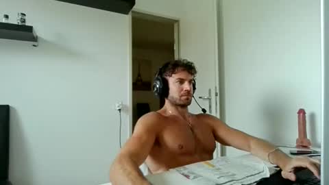 Snapshot of alphah_hunk chatting on 05.07.26 alphah_hunk online show from 05.07.26