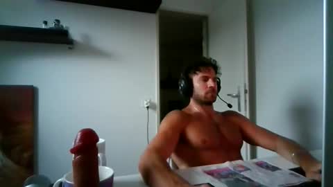 Snapshot of alphah_hunk chatting on 05.11.26 alphah_hunk online show from 05.11.26
