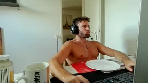 Snapshot of alphah_hunk chatting on 06.05.26 alphah_hunk online show from 06.05.26