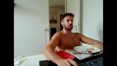 Snapshot of alphah_hunk chatting on 06.08.26 alphah_hunk online show from 06.08.26