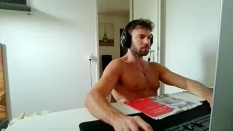 Snapshot of alphah_hunk chatting on 06.09.26 alphah_hunk online show from 06.09.26
