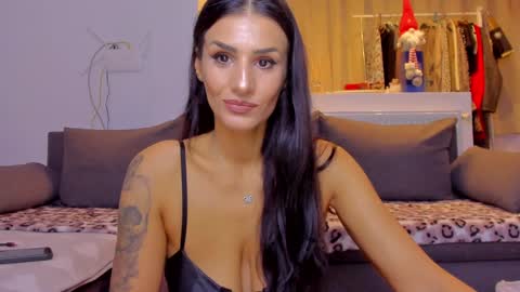 Michelle online show from 11.02.25