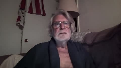 AlphaUniform online show from 12.04.24