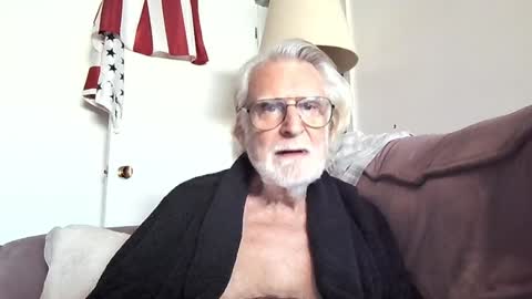 AlphaUniform online show from 01.12.25