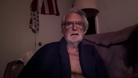 AlphaUniform online show from 01.17.25