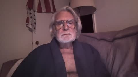 AlphaUniform online show from 01.30.25