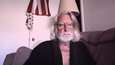 AlphaUniform online show from 10.01.25