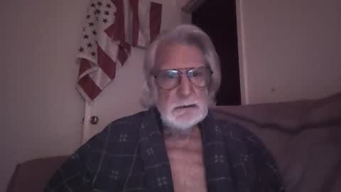 AlphaUniform online show from 04.20.26