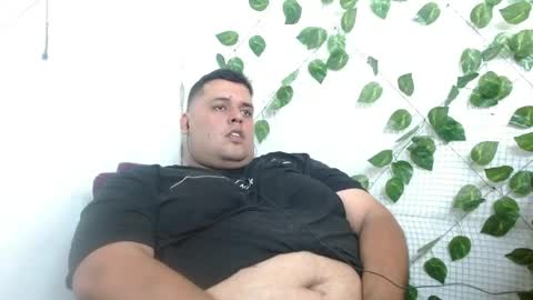 Snapshot of altairstudiosboy chatting on 05.11.26 Jhosep online show from 05.11.26