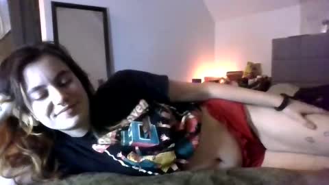 Snapshot of alternativeivy02 chatting on 12.14.25 Ivy online show from 12.14.25