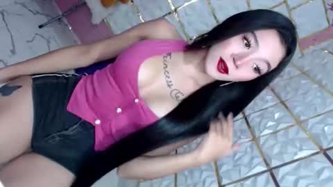 Chloe- DONT FORGET TO FOLLOW MElets getting to know each other and make some love and fun online show from 06.03.26