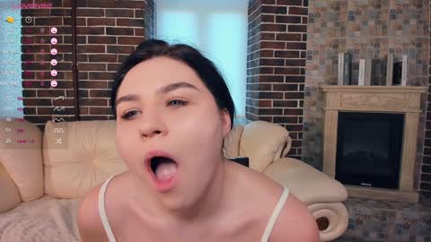 Rachel online show from 02.06.25