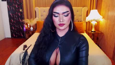 Alura Jhenson online show from 11.16.25