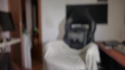 Snapshot of alvarooo1111 chatting on 12.22.25 Balearicsex11 online show from 12.22.25