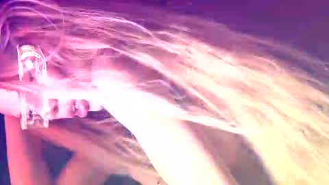 Snapshot of alvuwka chatting on 11.18.25 Alvuwka online show from 11.18.25