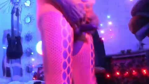 Snapshot of alwaysniceguy2 chatting on 09.19.25 HoneyMelonGuy online show from 09.19.25