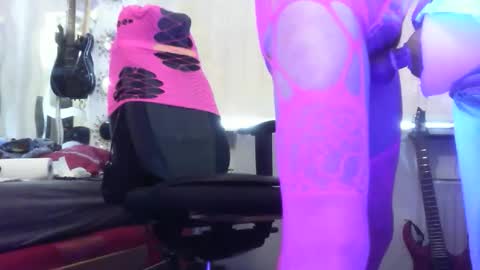 Snapshot of alwaysniceguy2 chatting on 11.14.25 HoneyMelonGuy online show from 11.14.25