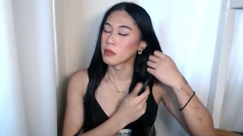 Snapshot of alwina_williams chatting on 02.25.26 alwina_williams online show from 02.25.26