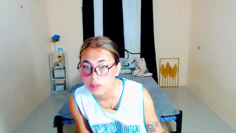 alyannarose online show from 09.18.25