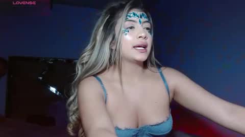 Snapshot of alyce__ chatting on 02.23.26 alyce__ online show from 02.23.26