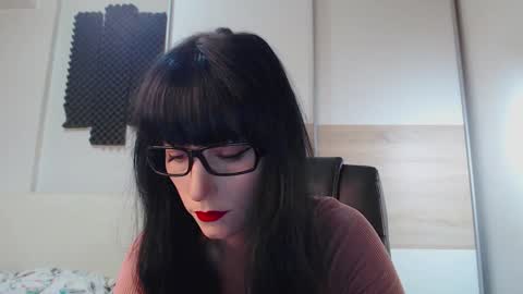 Snapshot of alycetn chatting on 02.12.26 Alice online show from 02.12.26