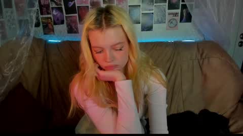 Alysa   7GMT  online show from 03.19.26