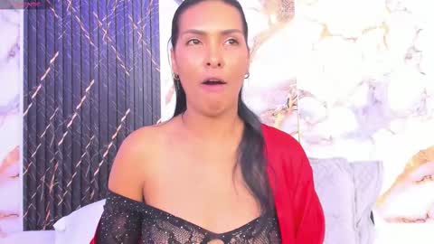 Snapshot of alyson__a chatting on 12.01.25 alyson__a online show from 12.01.25